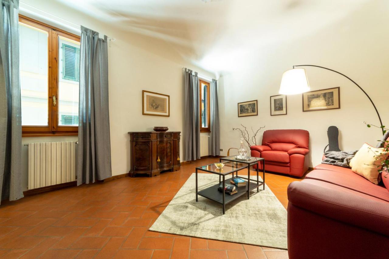 110 Sqm Apartment 6 Sleeps In Santa Croce فلورنس المظهر الخارجي الصورة