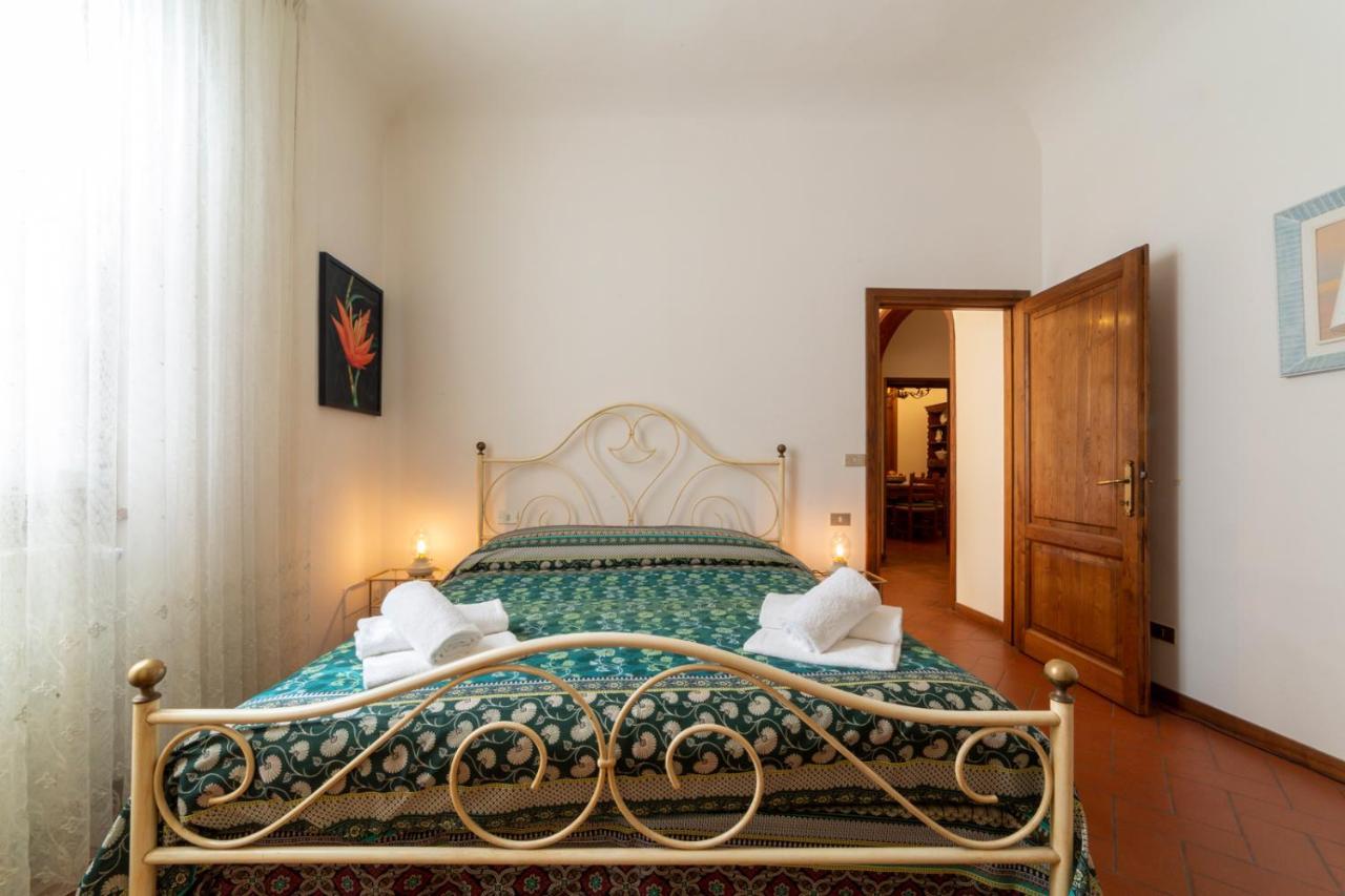 110 Sqm Apartment 6 Sleeps In Santa Croce فلورنس المظهر الخارجي الصورة